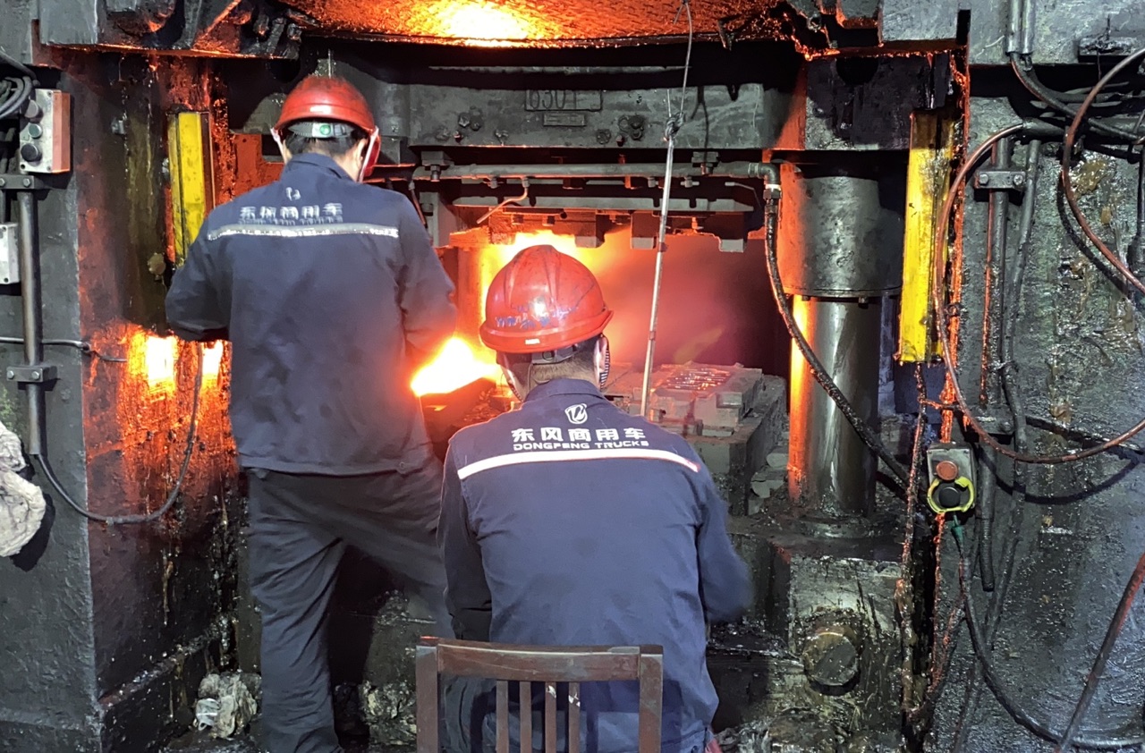 鍛二.jpg 鍛二.jpg