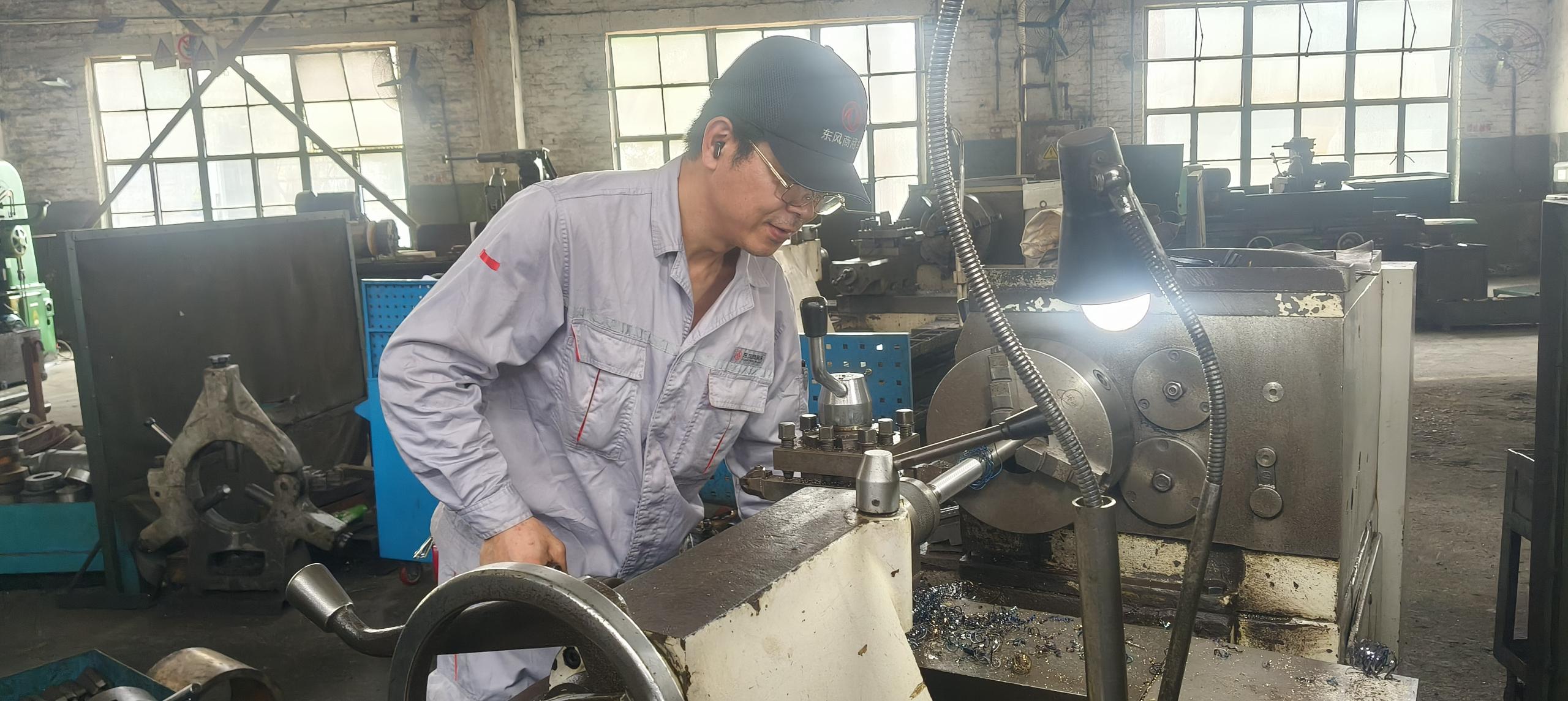 機(jī)加.jpg 機(jī)加.jpg